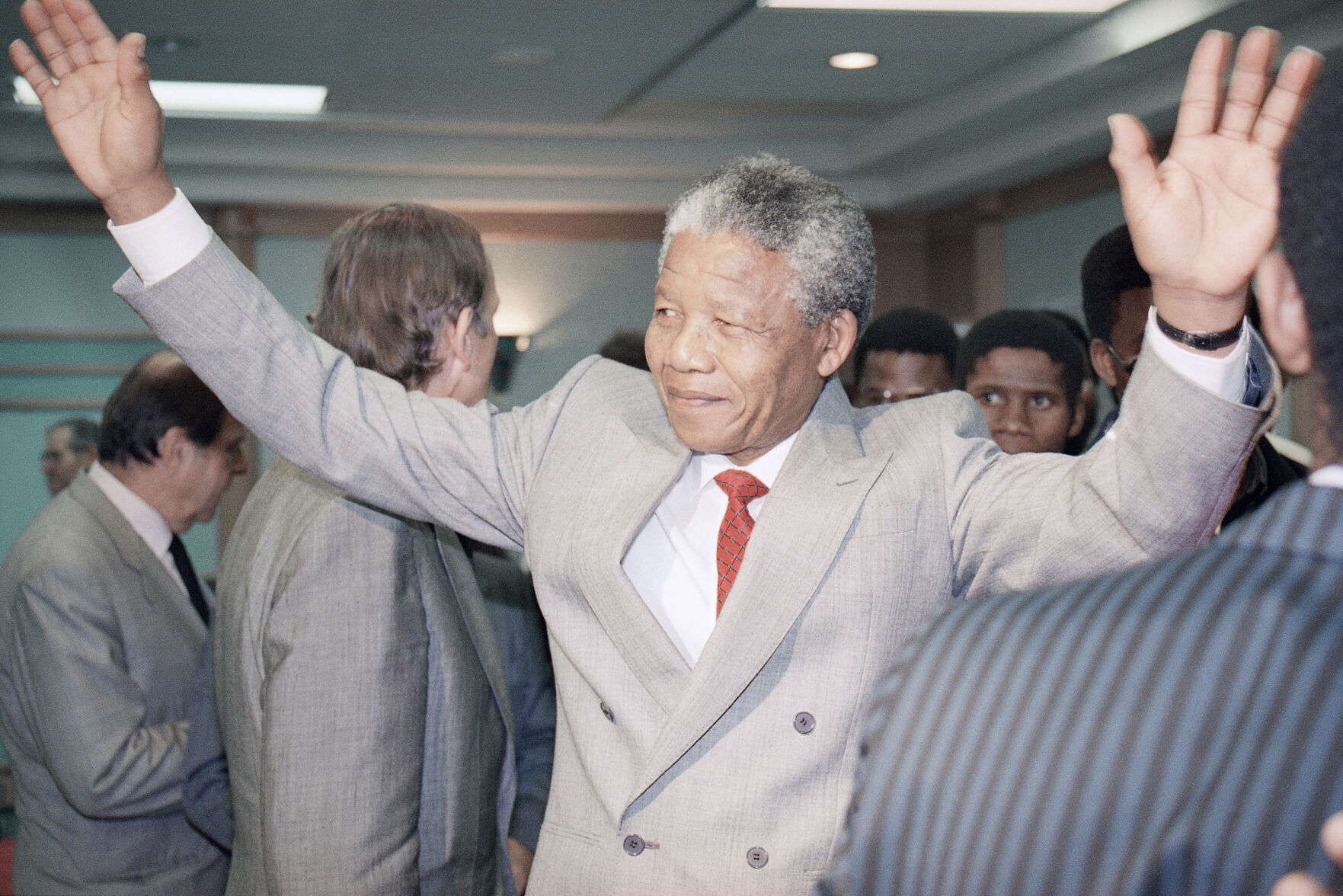 1962: Nelson Mandela